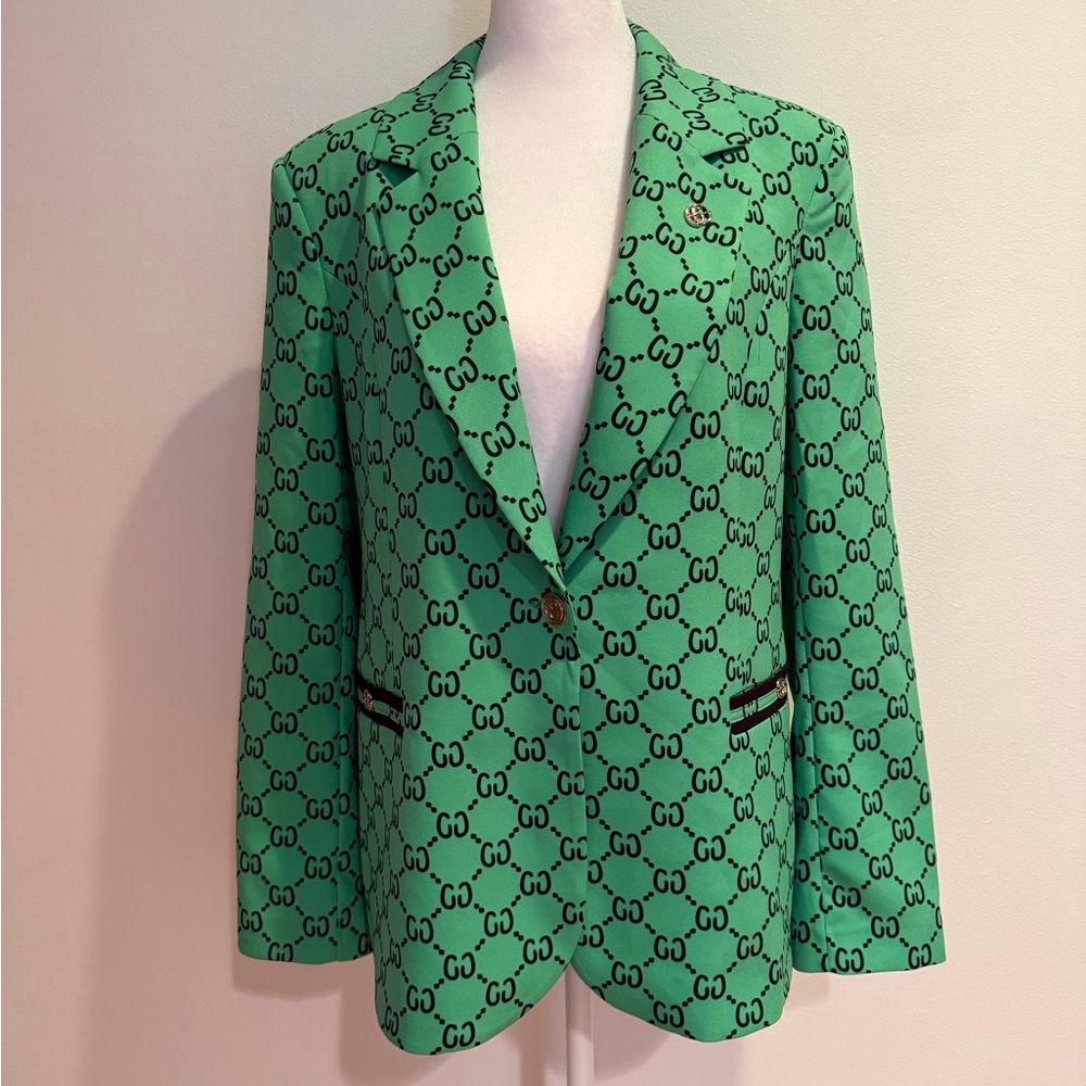 Sasin exclusive womens green jacket 💚